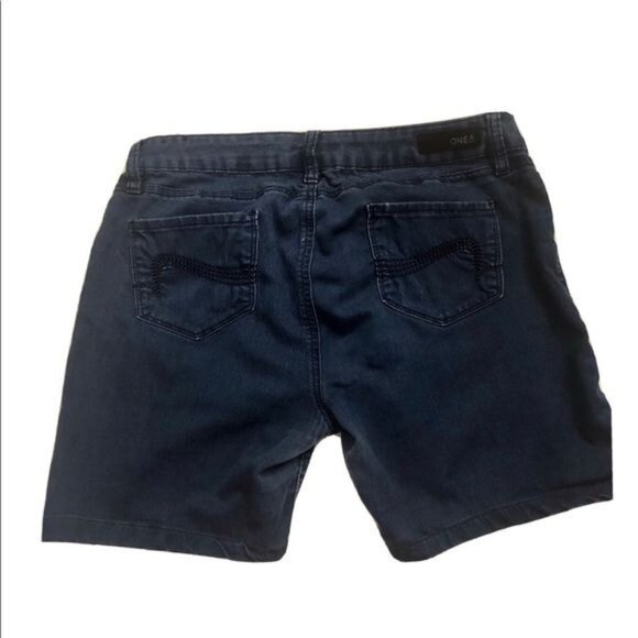 One 8 Sz 13 Super Skinny Women Jean Denim Shorts Juniors - Picture 2 of 3